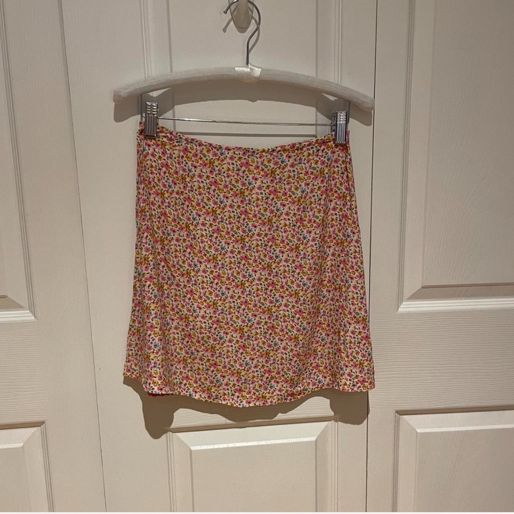 Vintage 90s floral mini skirt